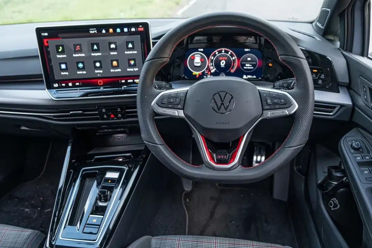 Новият Golf GTI възвърна вълнението