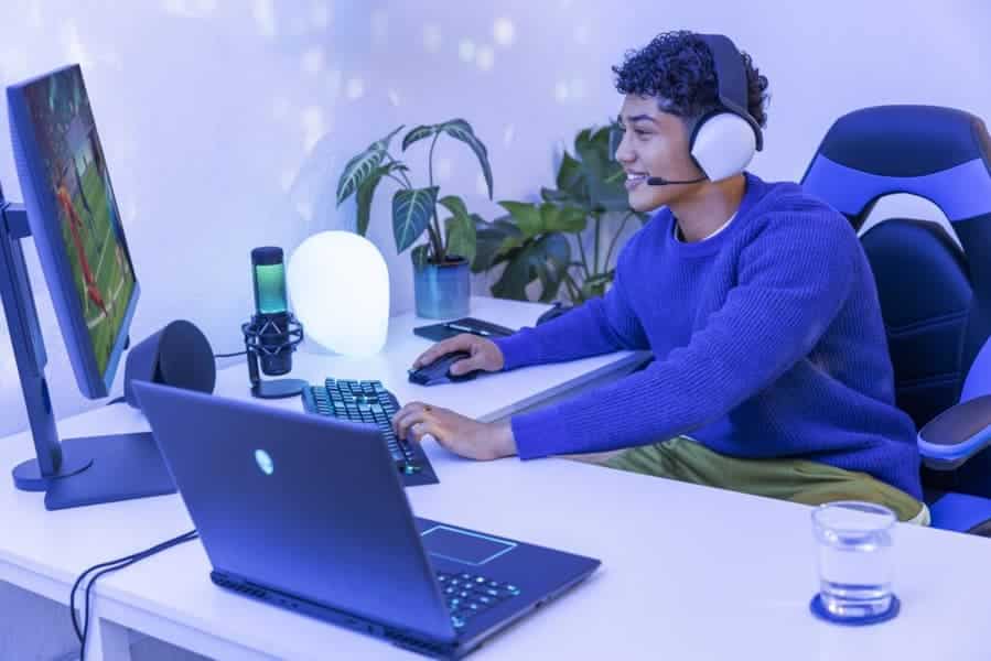 Microsoft препоръчва 32GB RAM за стабилна производителност на Windows 11 през 2026 г.