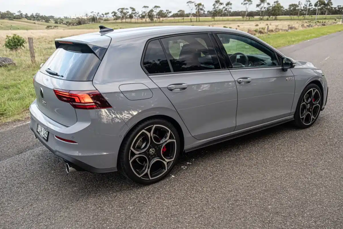 Новият Golf GTI възвърна вълнението