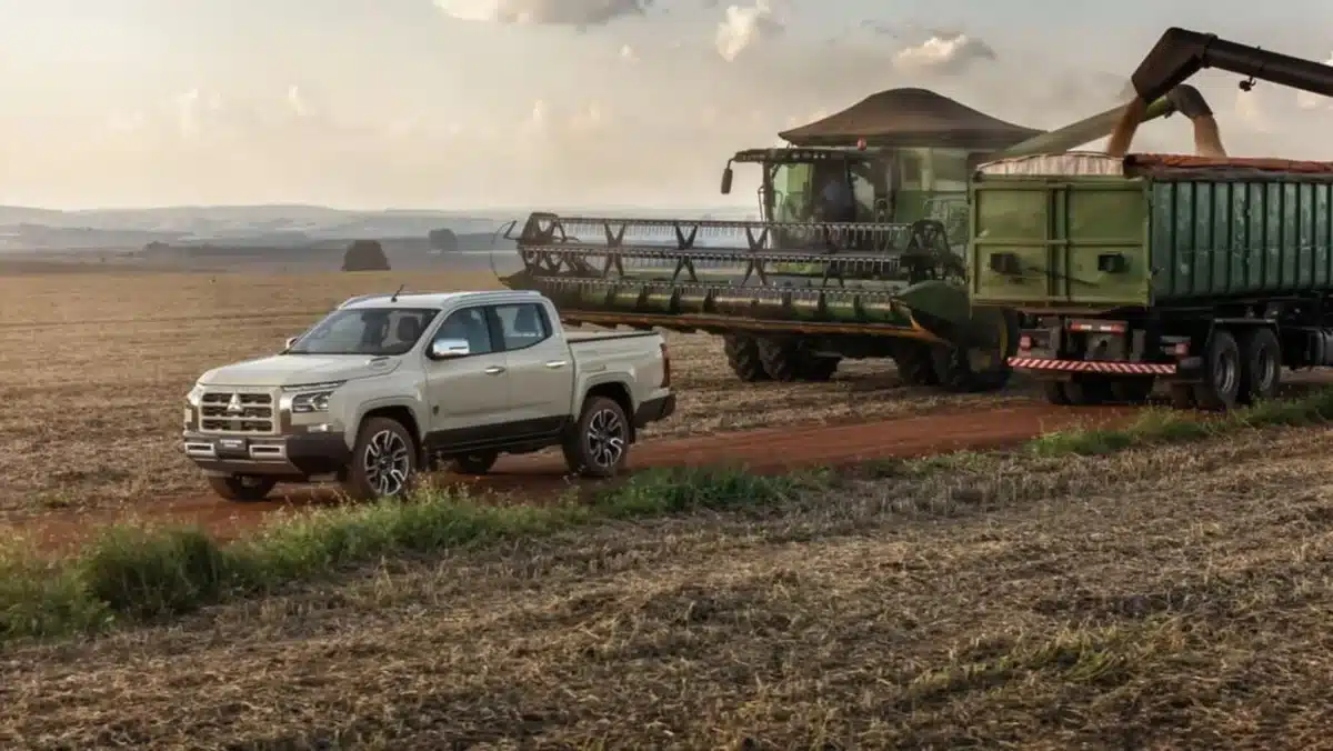 Mitsubishi направи Triton Terra по-скъп и луксозен