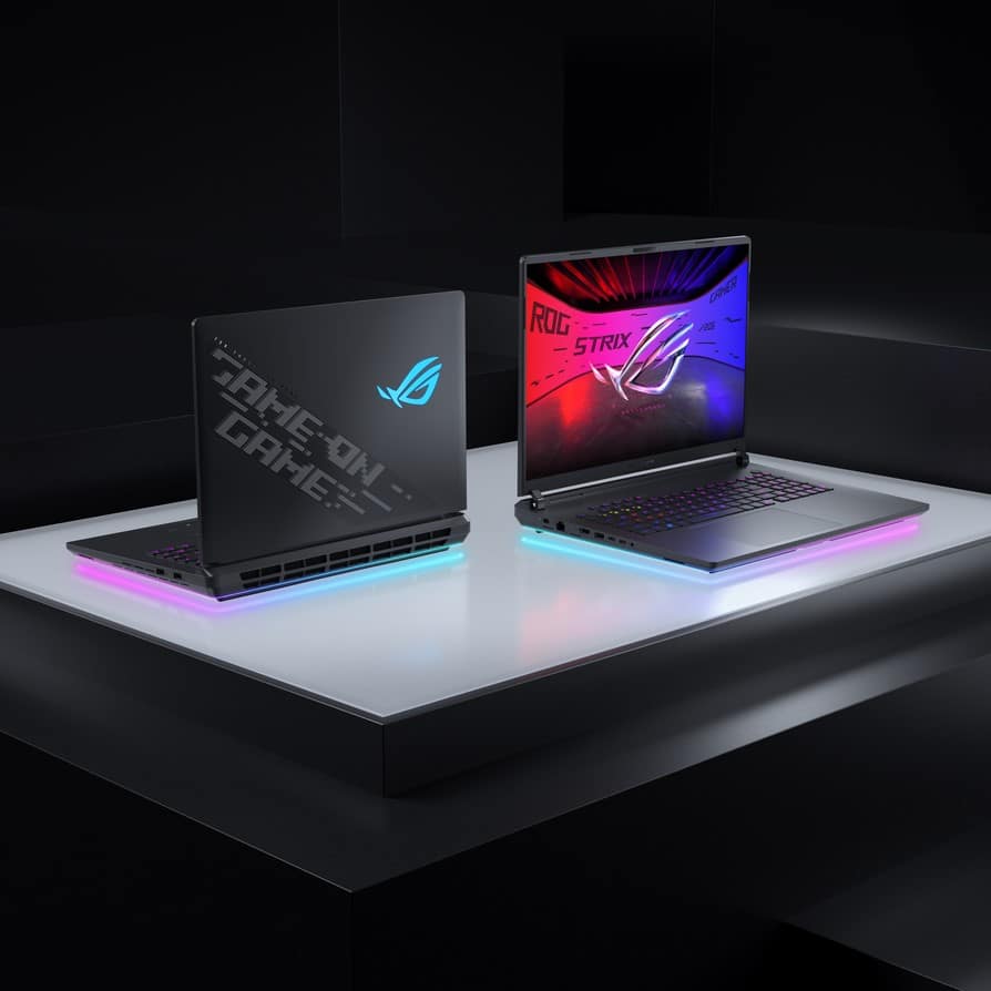 Asus представи флагманския геймърски лаптоп Asus ROG Strix SCAR 18 с до 320W консумация на енергия