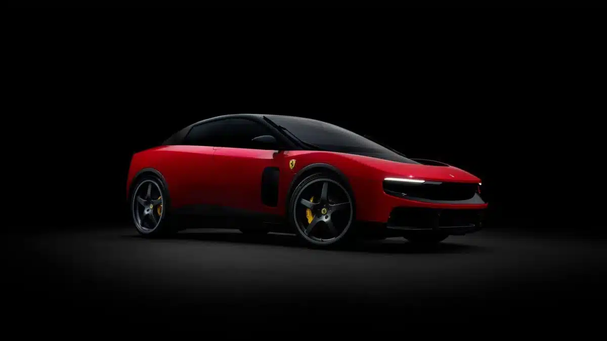 Ferrari представи Luce – първия си електромобил на цена от €550 000, създаден съвместно с бившия главен дизайнер на Apple