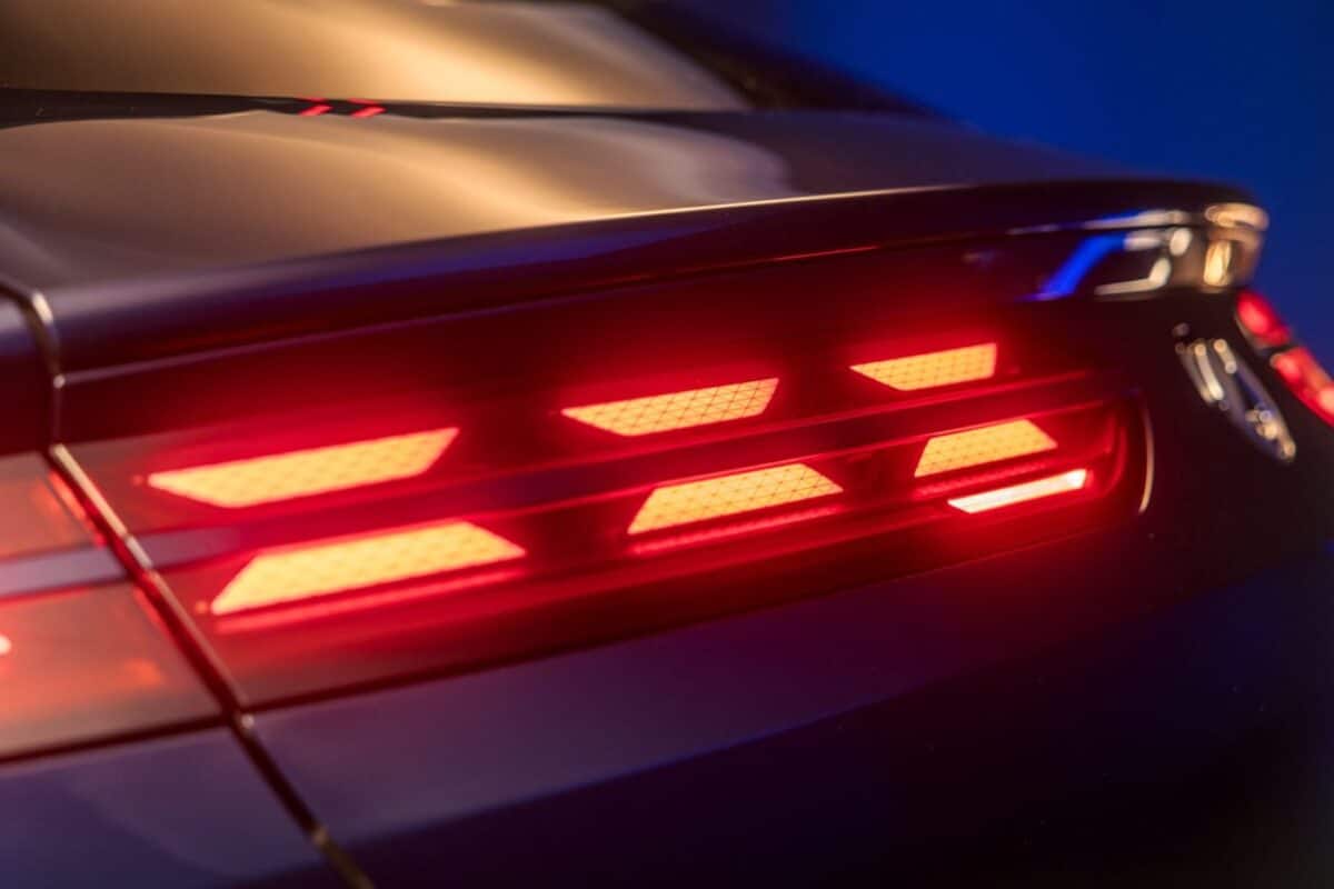 Denza Z9 GT бе продаден за 4 000 във Франция