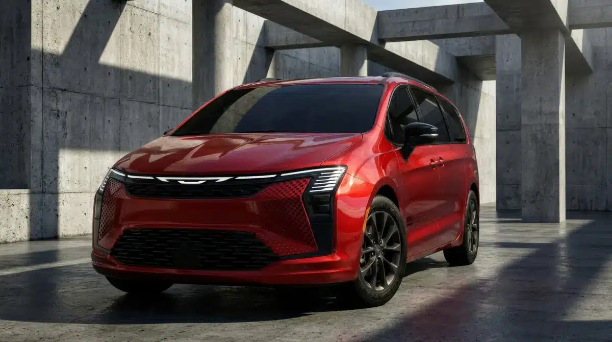 Chrysler Pacifica получи версията America250