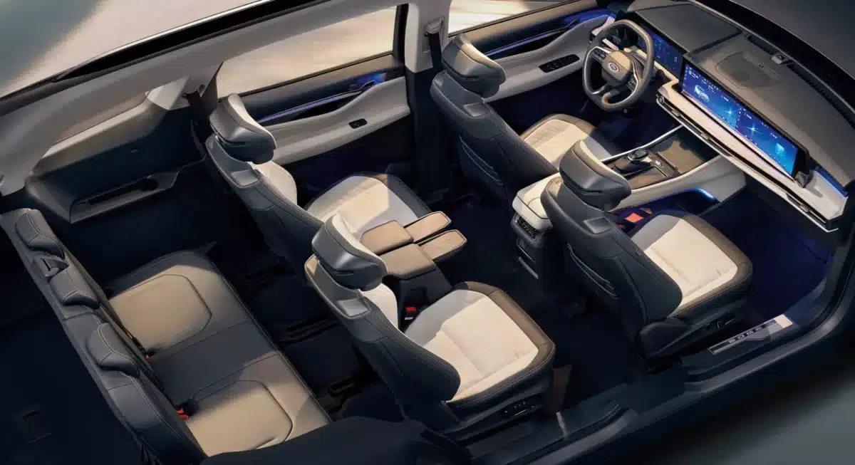 В Китай Ford подготвя обновен Edge L: какви промени са направени по каросерията