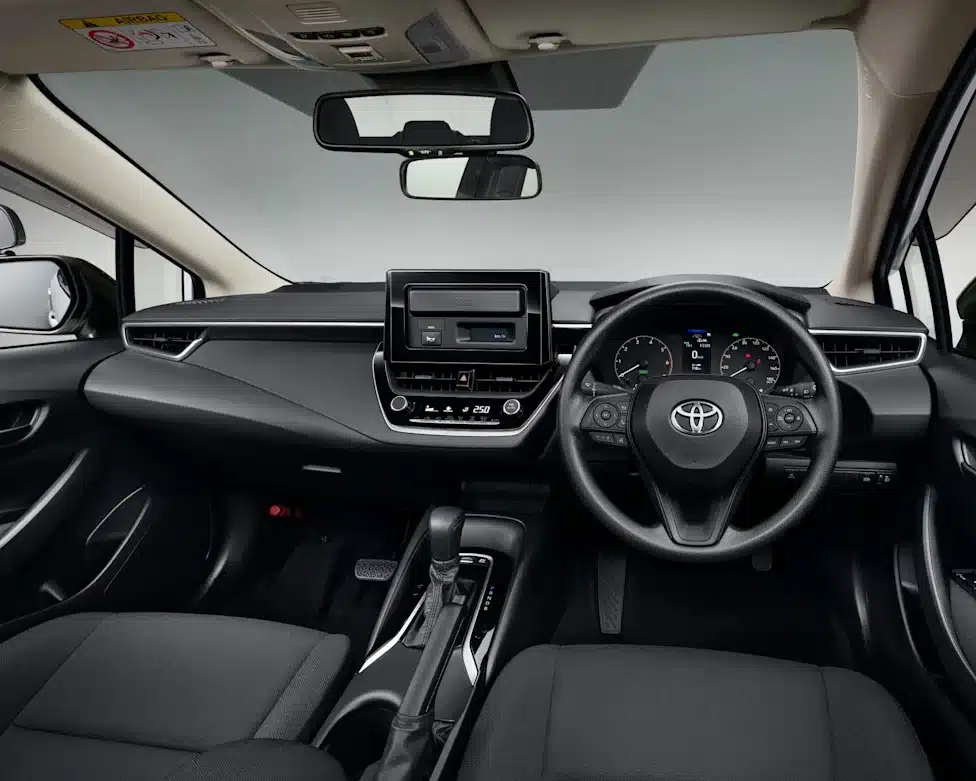 Corolla за автошколите с „механика“ се завръща