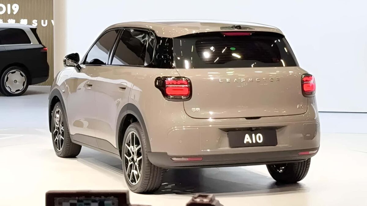 Достъпен SUV на Leapmotor идва в Европа от Испания