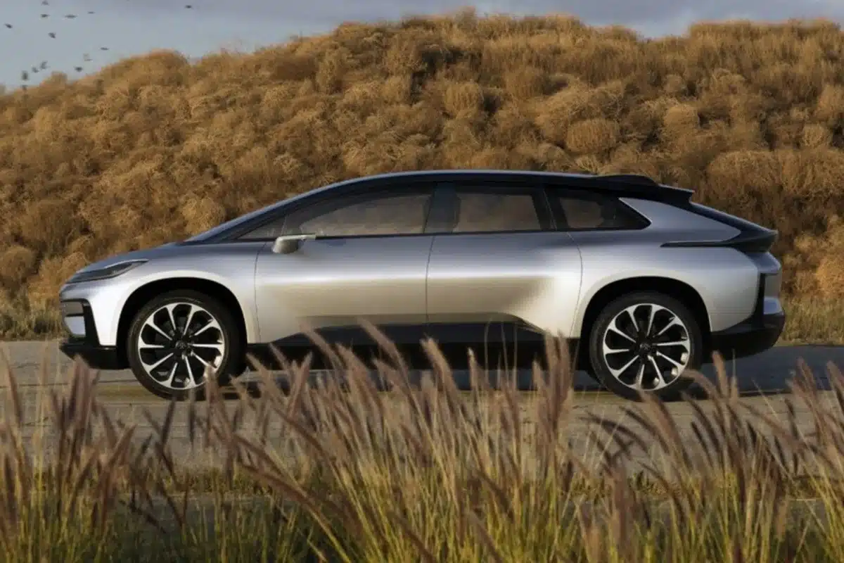 Известни „електростартъпи“ и какво се случи с тях: Tesla, Rivian, Faraday Future, Nikola, Lucid и други