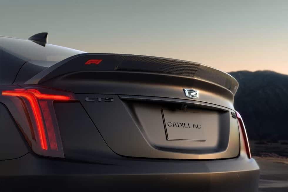 Cadillac показа рядък Blackwing с 685 конски сили