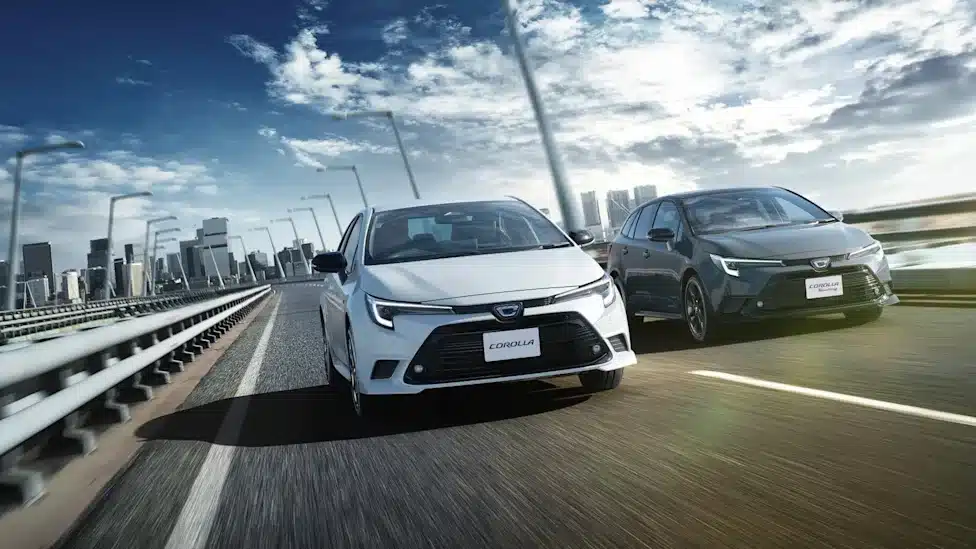 Corolla за автошколите с „механика“ се завръща