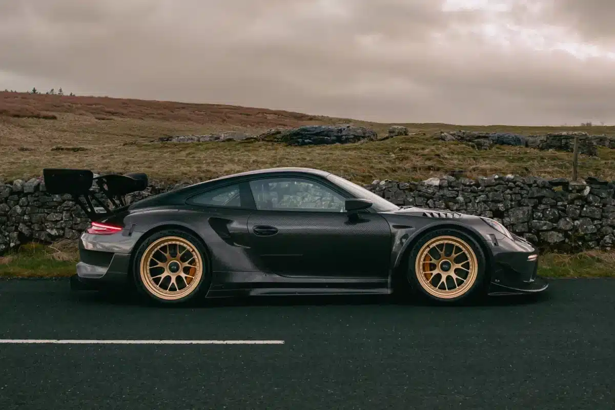 Talos преосмисли Porsche 911 за <img loading=