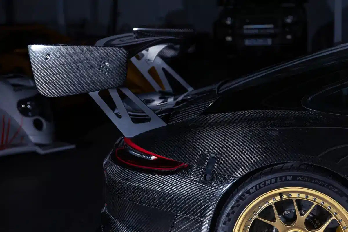 Talos преосмисли Porsche 911 за <img loading=