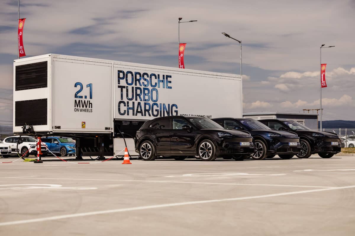 Карахме най-мощното Porsche в историята: 1156 к.с. и 2.5 секунди до 100 – това е Cayenne Turbo Electric