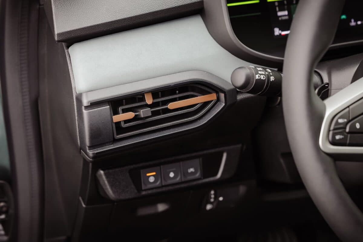 Нова Dacia Sandero с газ и автоматик: комбинацията, която Европа чакаше