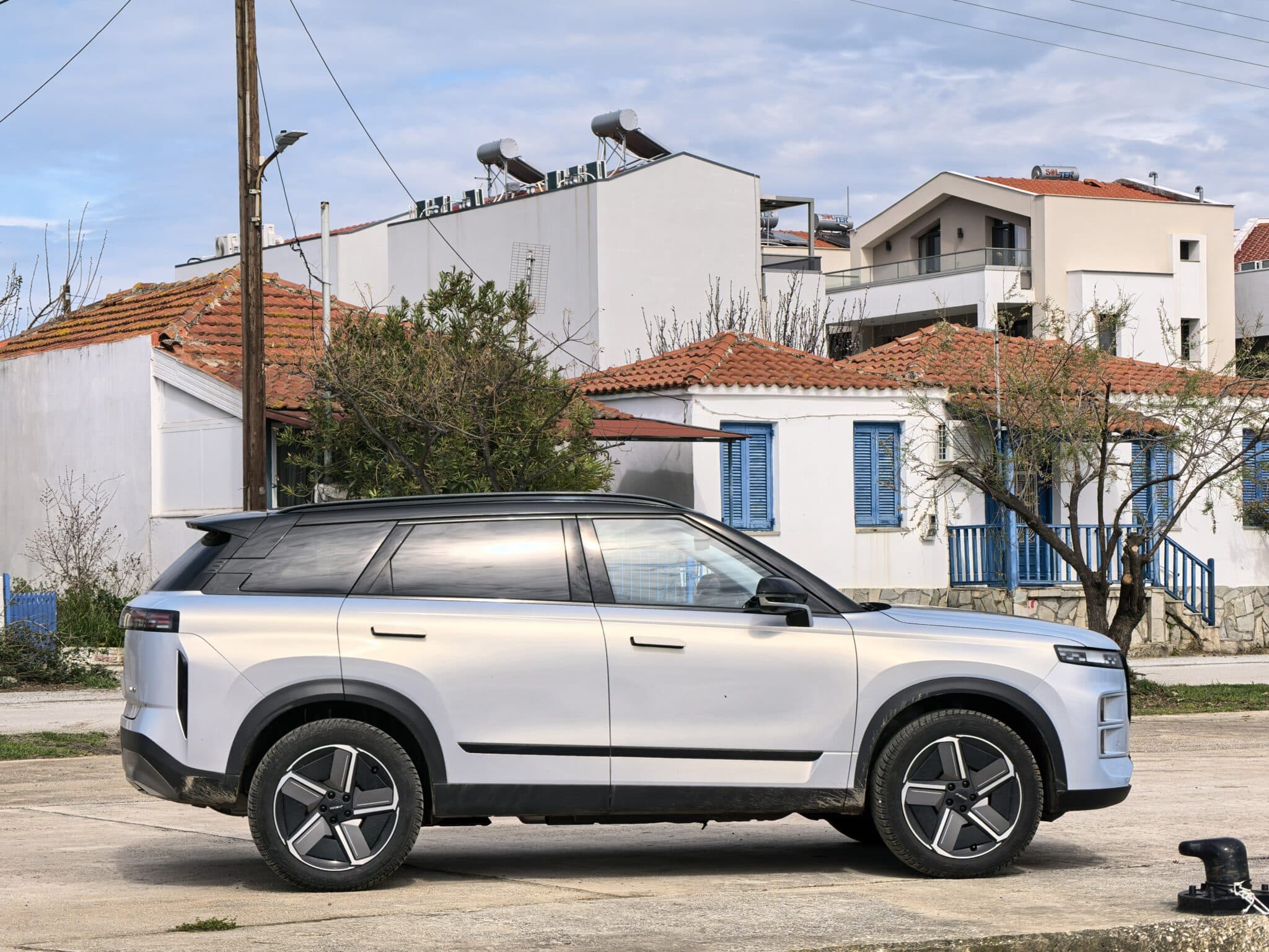 JAECOO 7 AWD: китайският SUV, който кара конкурентните марки да изглеждат абсурдно скъпи