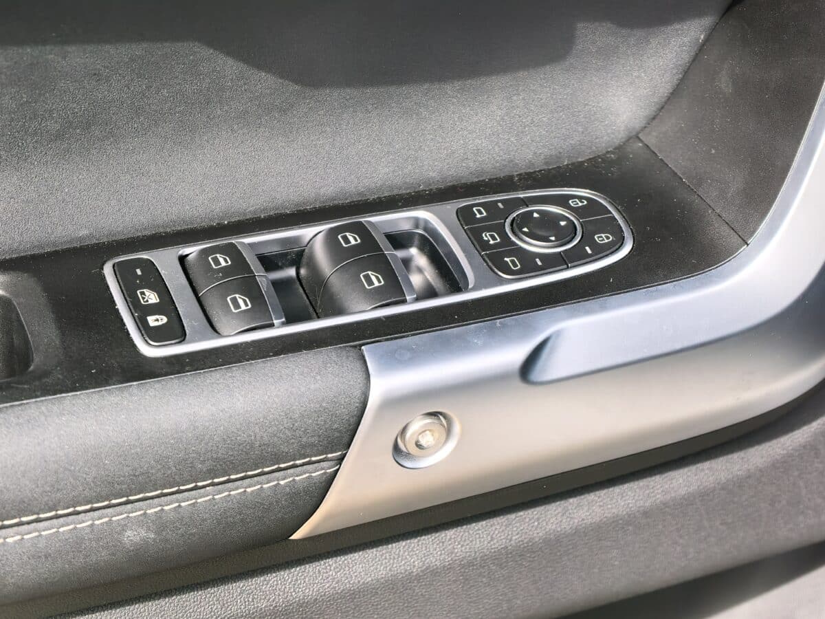 JAECOO 7 AWD: китайският SUV, който кара конкурентните марки да изглеждат абсурдно скъпи