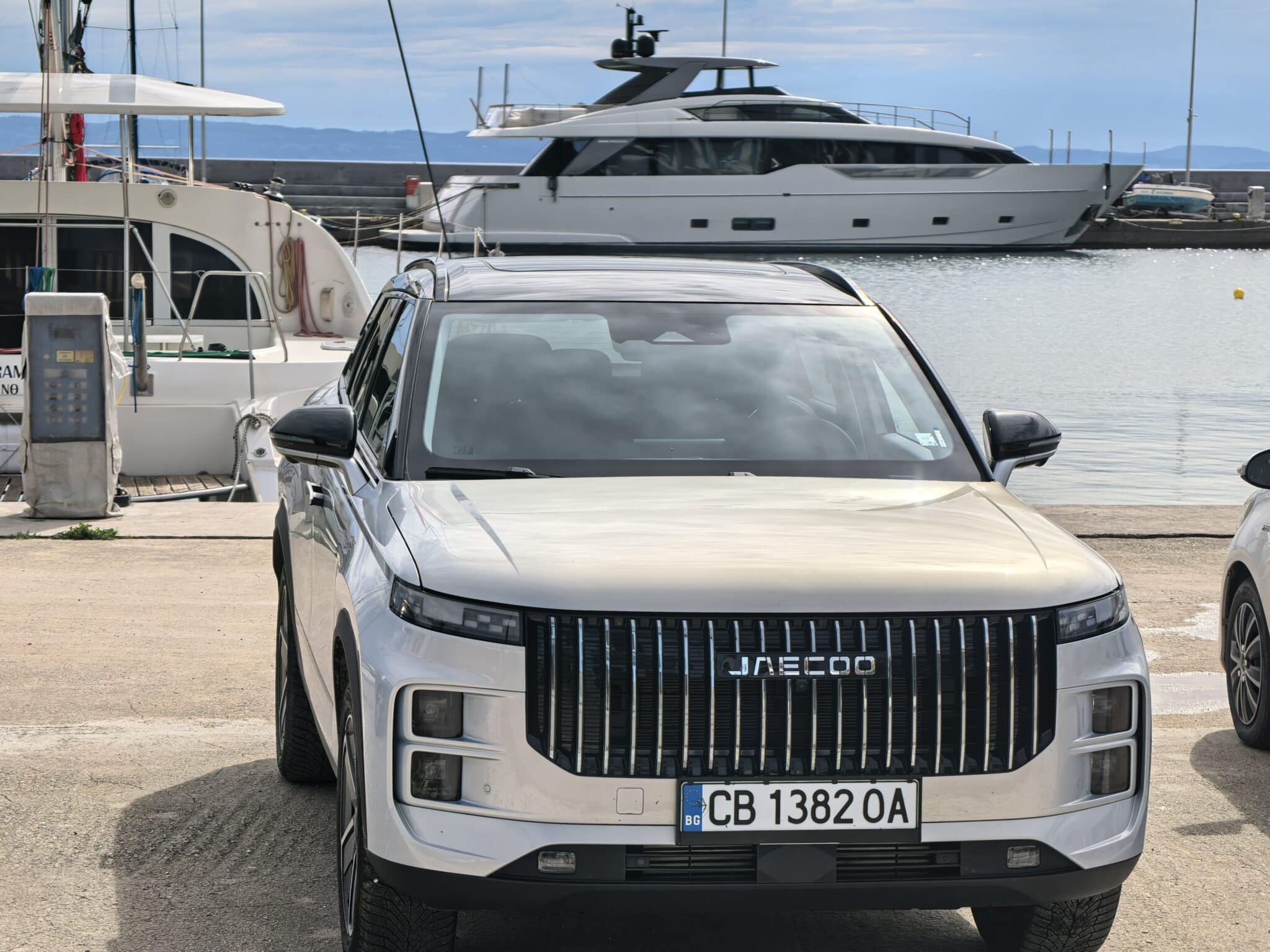 JAECOO 7 AWD: китайският SUV, който кара конкурентните марки да изглеждат абсурдно скъпи