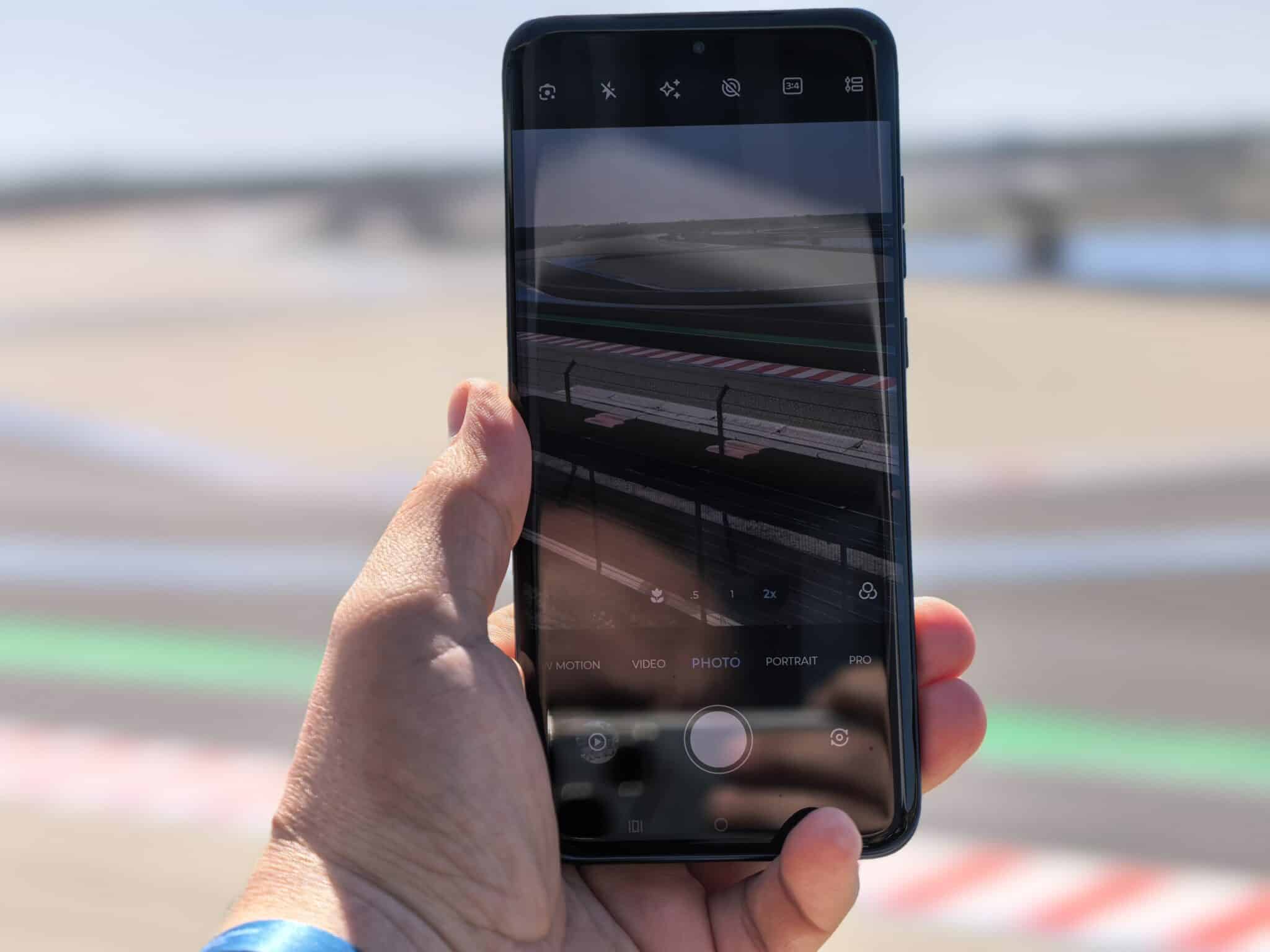 Motorola Edge 70 Fusion: най-приятната изненада сред Android телефоните тази година