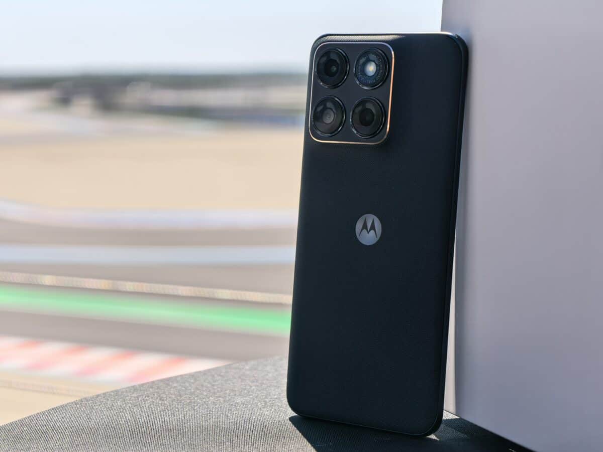Motorola Edge 70 Fusion: най-приятната изненада сред Android телефоните тази година