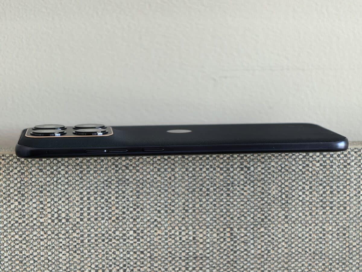 Motorola Edge 70 Fusion: най-приятната изненада сред Android телефоните тази година