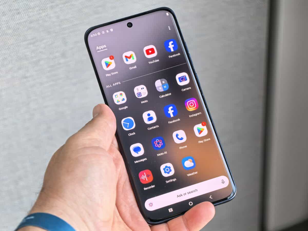 Motorola Edge 70 Fusion: най-приятната изненада сред Android телефоните тази година