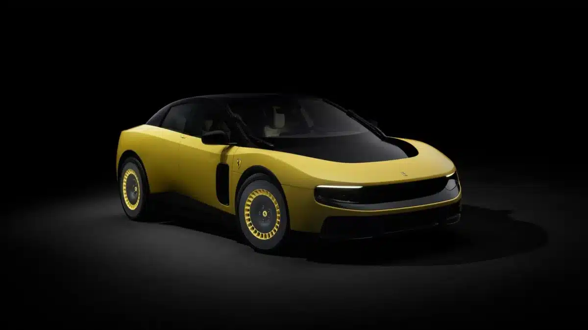 Ferrari представи Luce – първия си електромобил на цена от €550 000, създаден съвместно с бившия главен дизайнер на Apple