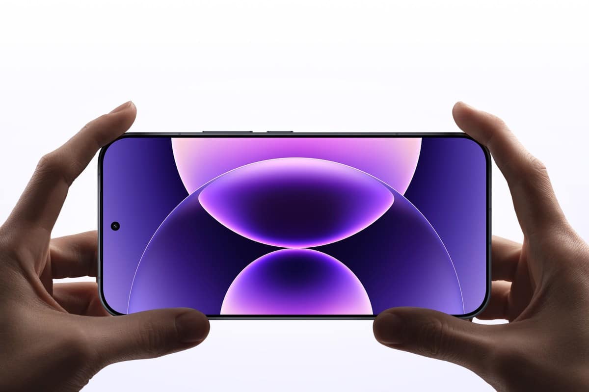 Флагманът Xiaomi 17 Max е тук с чип Snapdragon 8 Elite Gen 5, 200MP камера и 8000 mAh батерия за €545