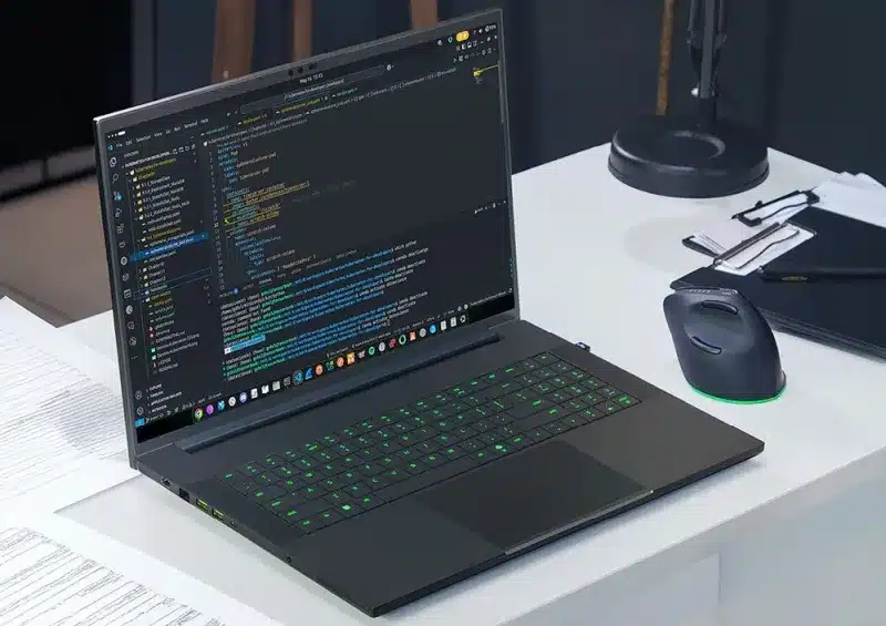 Razer представи геймърския лаптоп Blade 18 с производителност на нивото на настолен компютър