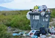 Конкурент на петрола за $1: Нова технология произвежда авиационно гориво от пластмасови отпадъци