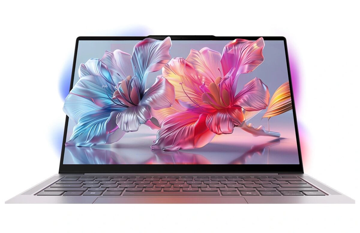 Lenovo Yoga Slim 7 Aura Edition: лаптопът под килограм, който може да ви накара да забравите за MacBook Air