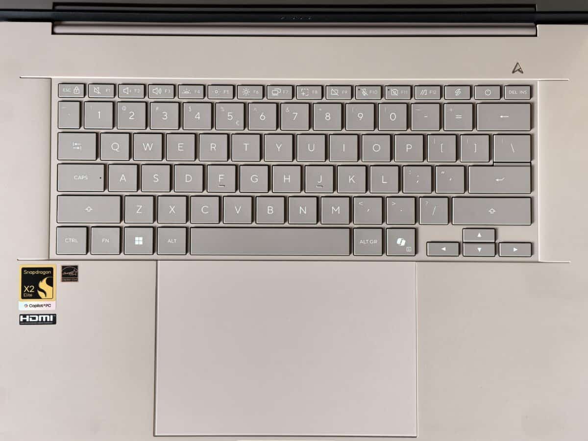 ASUS Zenbook A16: Snapdragon X2 Elite Extreme показва как изглежда бъдещето на Windows лаптопите