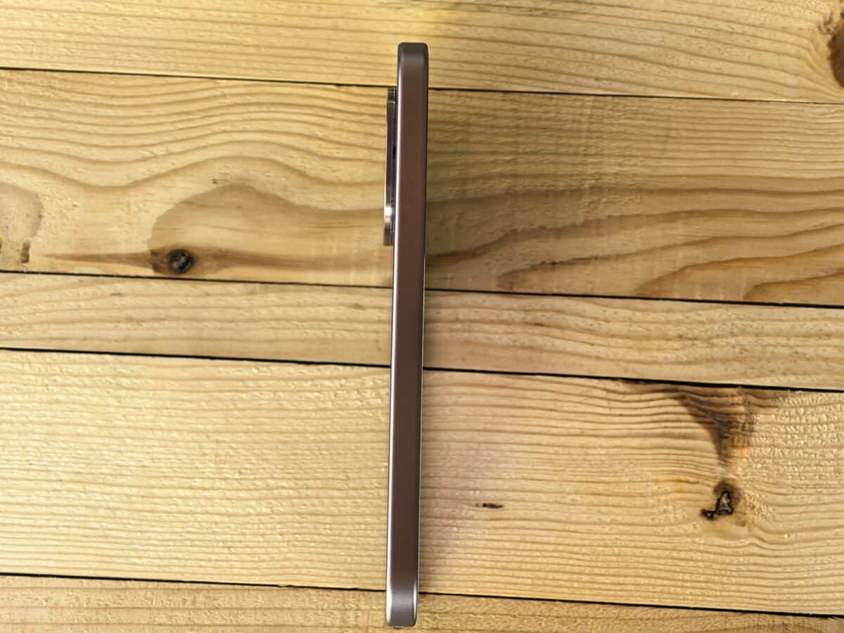 Xiaomi 17T: Телефонът, който намери точния баланс между цена и възможности