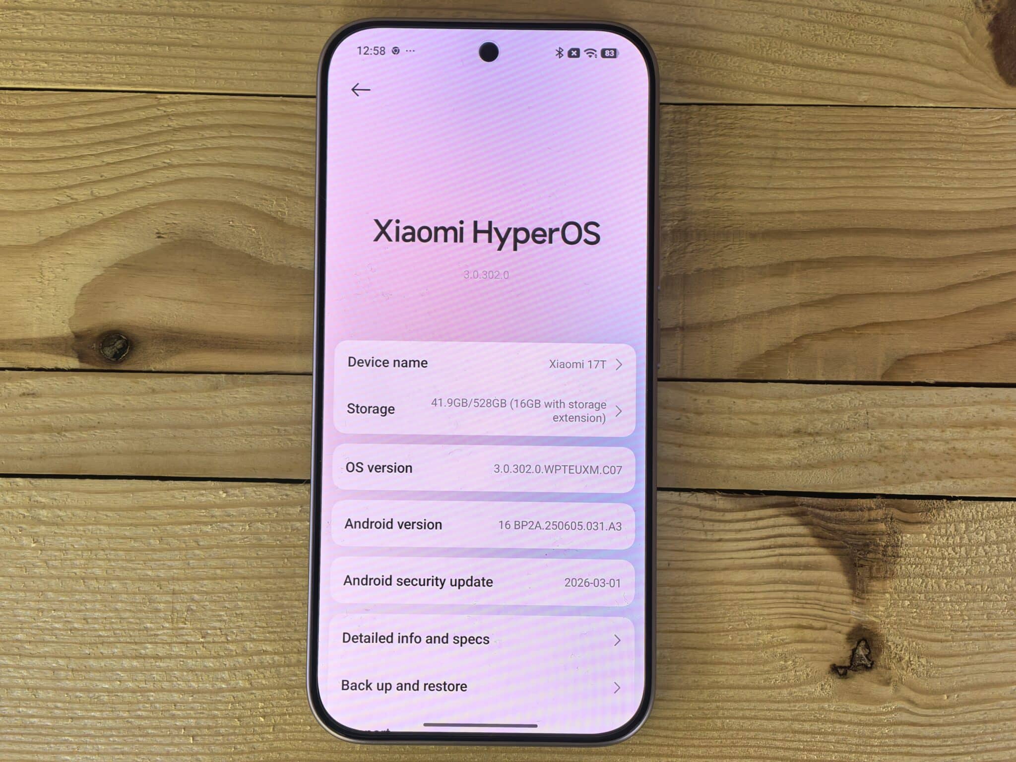Xiaomi 17T: Телефонът, който намери точния баланс между цена и възможности