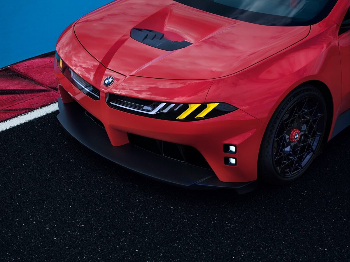 BMW представи концептуалния модел на електрическия спортен автомобил Neue Klasse M