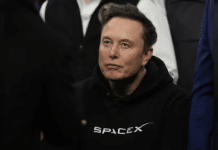 SpaceX вече разполага с почти всички технологии, необходими за изграждането на центрове за данни в космоса, твърди Мъск
