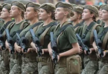 Извънредна ситуация: В Русия жените започнаха да получават призовки от военните окръжия