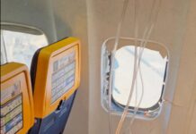 Парче от двигател разби прозорец на самолет на Ryanair, пътник беше частично засмукан навън