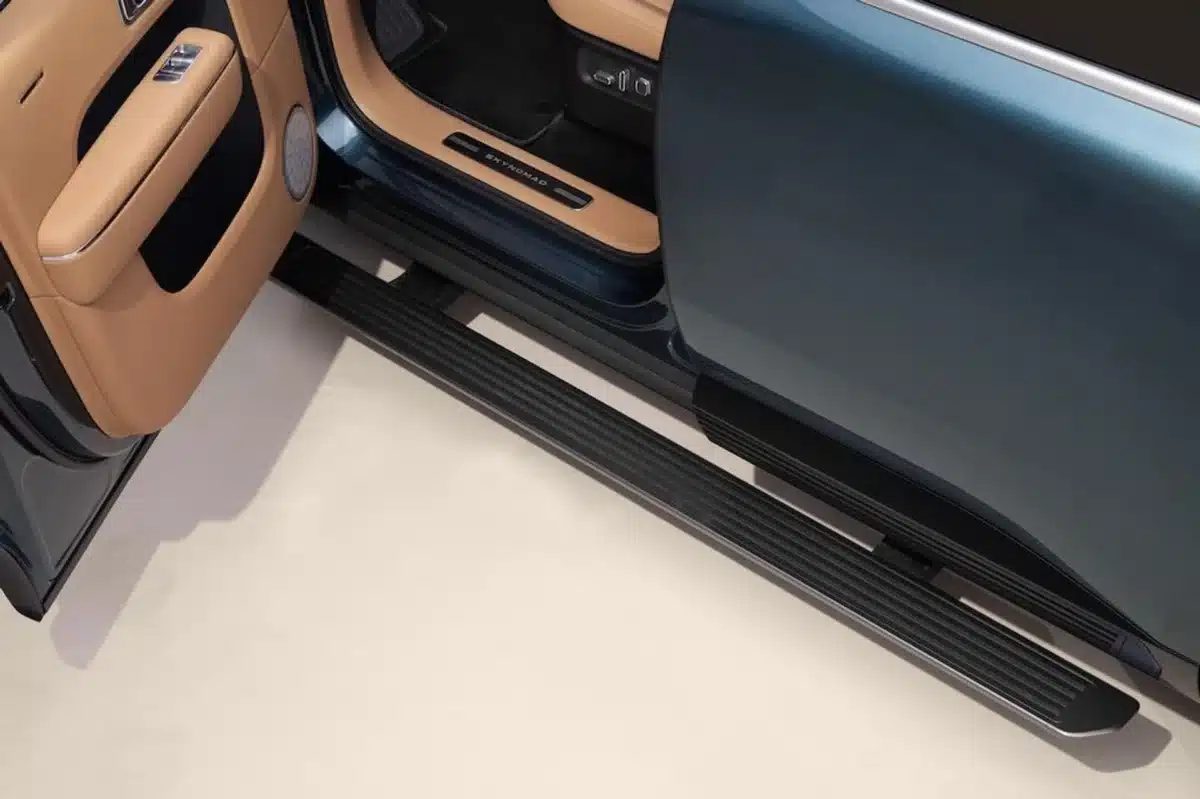 Xiaomi представи серията семейни хибридни SUV-та SkyNomad с пробег до 1706 км на цена от 200