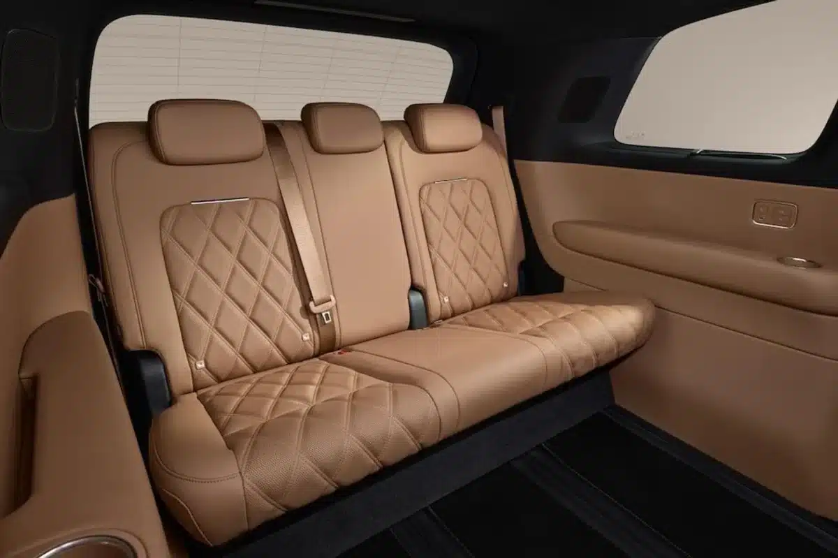 Xiaomi представи серията семейни хибридни SUV-та SkyNomad с пробег до 1706 км на цена от 200