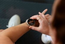 „Ok, Garmin“: нов ъпдейт превръща Forerunner часовниците в по-умни спортни асистенти