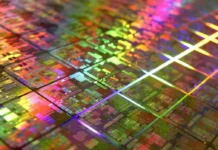 Прецедент в индустрията на чиповете: Intel предоставя x86 архитектурата на Atom процесорите на нов стартъп