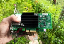 Празните PCIe слотове в компютъра ви могат да служат за нещо повече от просто монтиране на графична карта