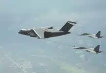 9 часа, 6000 km и дозареждане във въздуха: китайските J-16 за първи път прелетяха до Африка