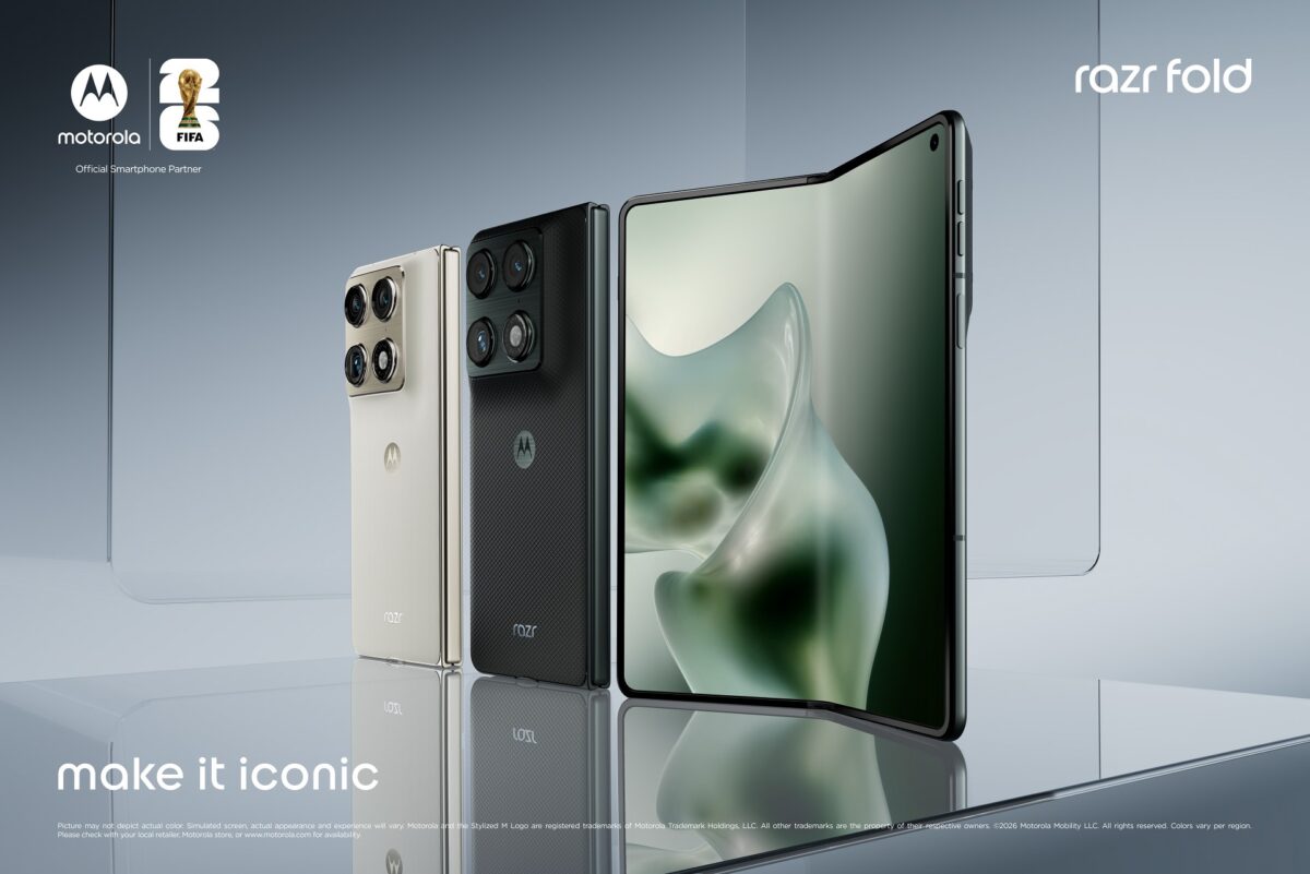 Motorola razr fold FIFA Edition: Motorola влезе на терена и е готова за обрат в резултата