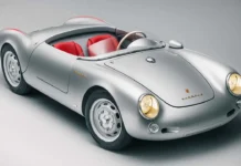 Малкото Porsche 550J беше оценено на $93 800