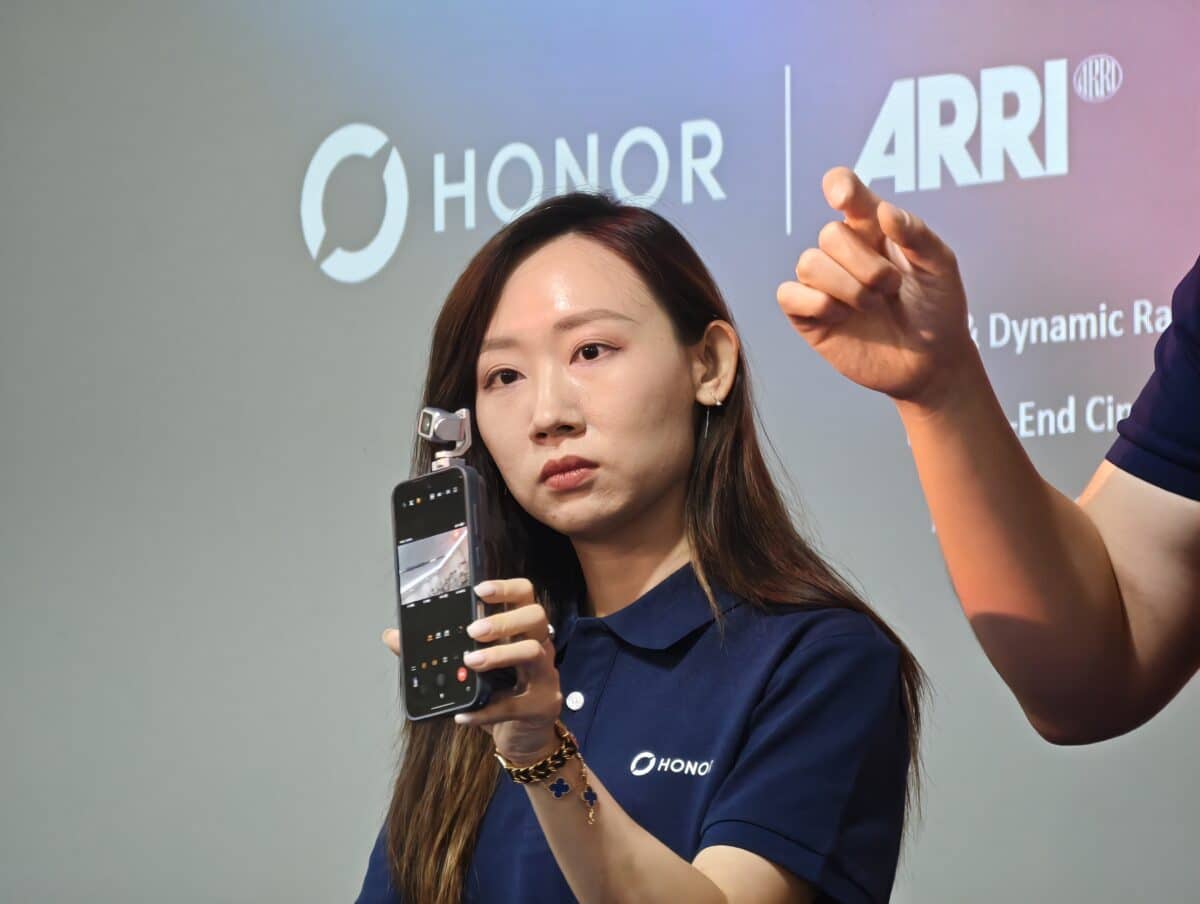 Robot Phone е само началото: HONOR ни показа какво идва след него