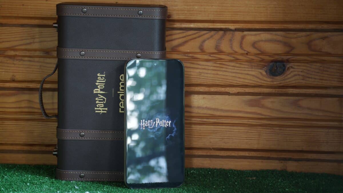 Само 5000 собственици в света: realme 16 Pro Harry Potter Edition вече е в България