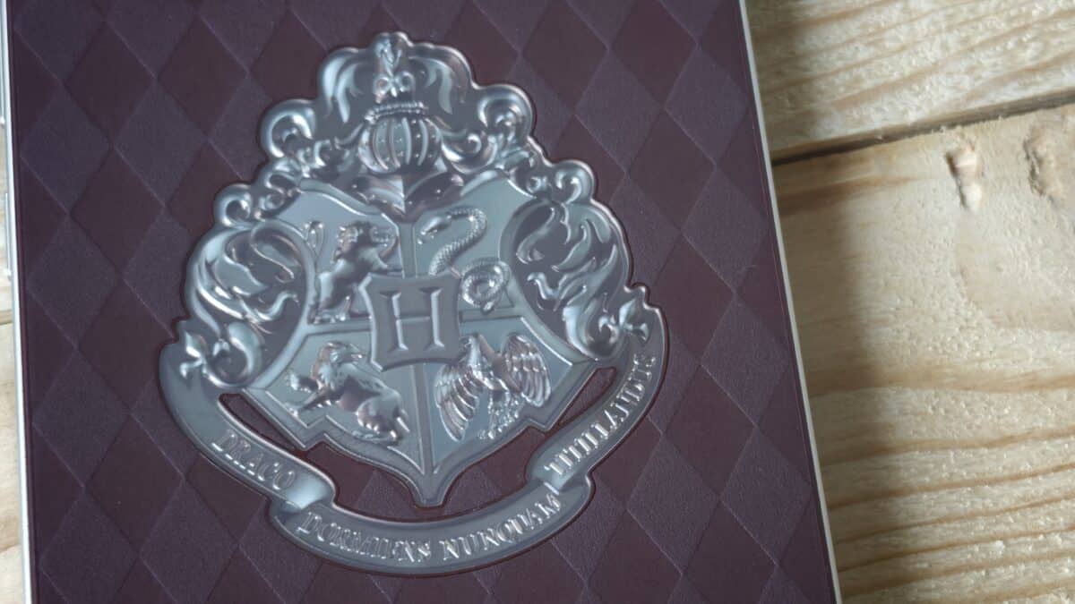 Само 5000 собственици в света: realme 16 Pro Harry Potter Edition вече е в България