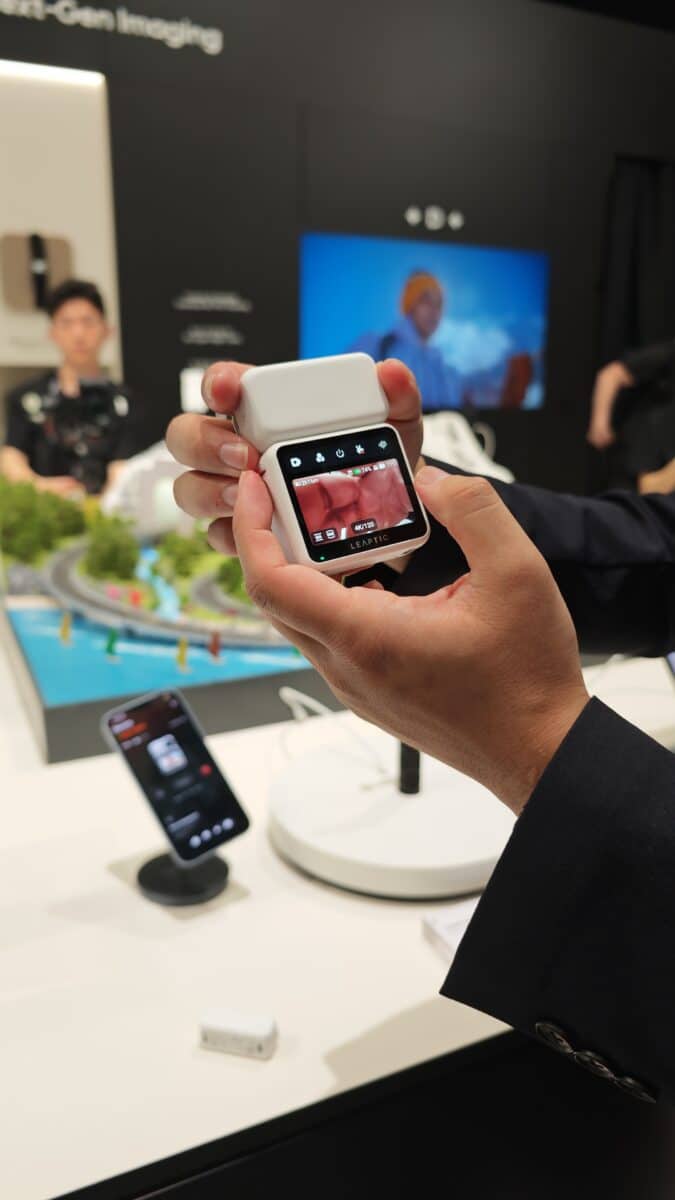 Не е GoPro, не е DJI: Dreame влиза при екшън камерите с нещо много различно – Leaptic Cube