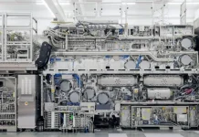 Китай изостава от ASML с 15 години и е малко вероятно да усвои EUV литографията преди 2040 година